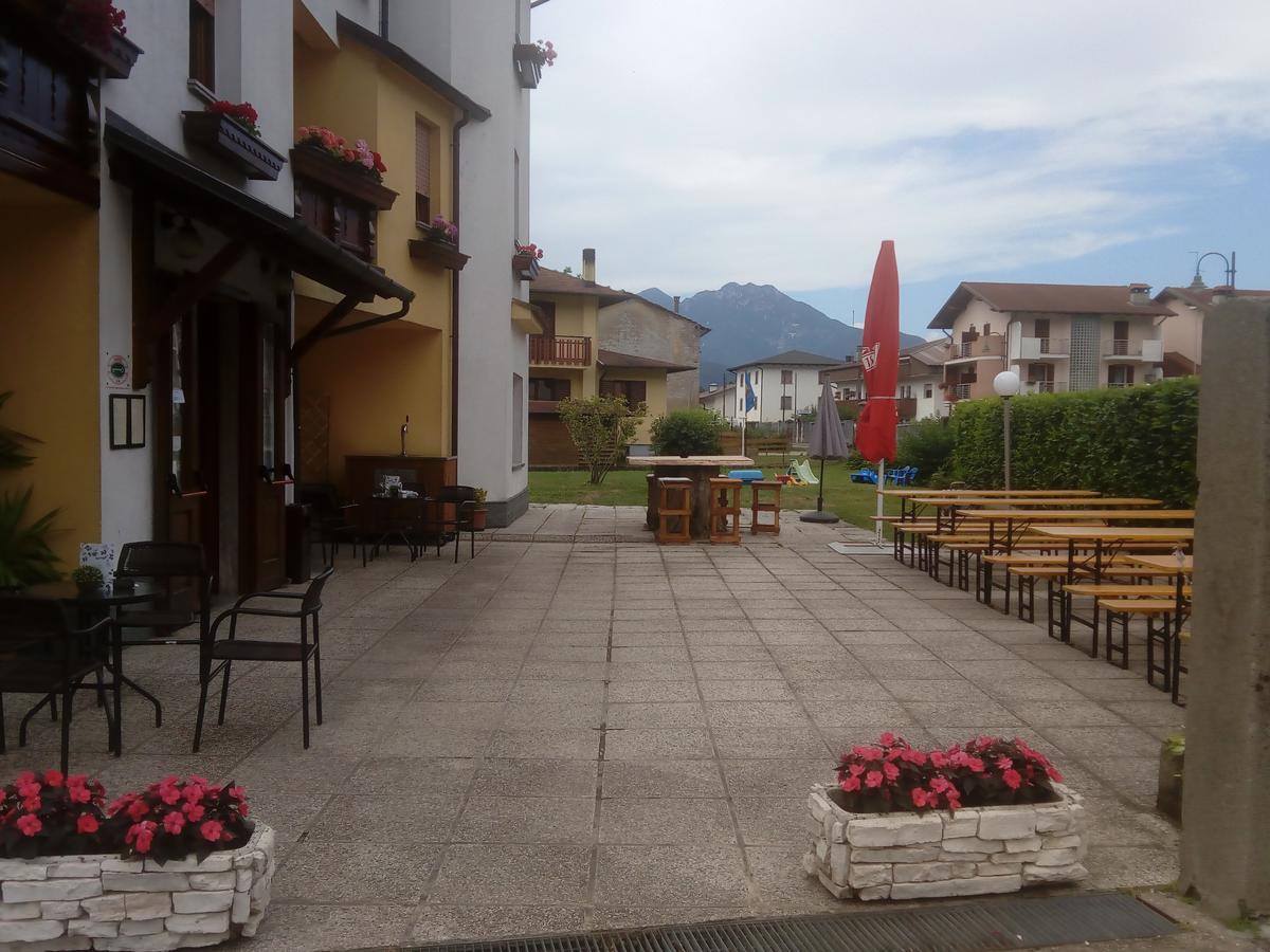 Albergo Alla Pineta Villa Santina エクステリア 写真